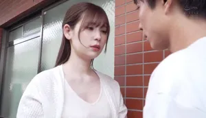 ông xã tẻ nhạt, vợ yêu nhận ra cậu thanh niên nhà bên tốt hơn
